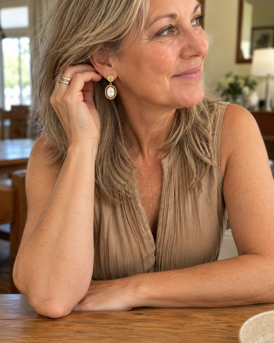Elaine R.