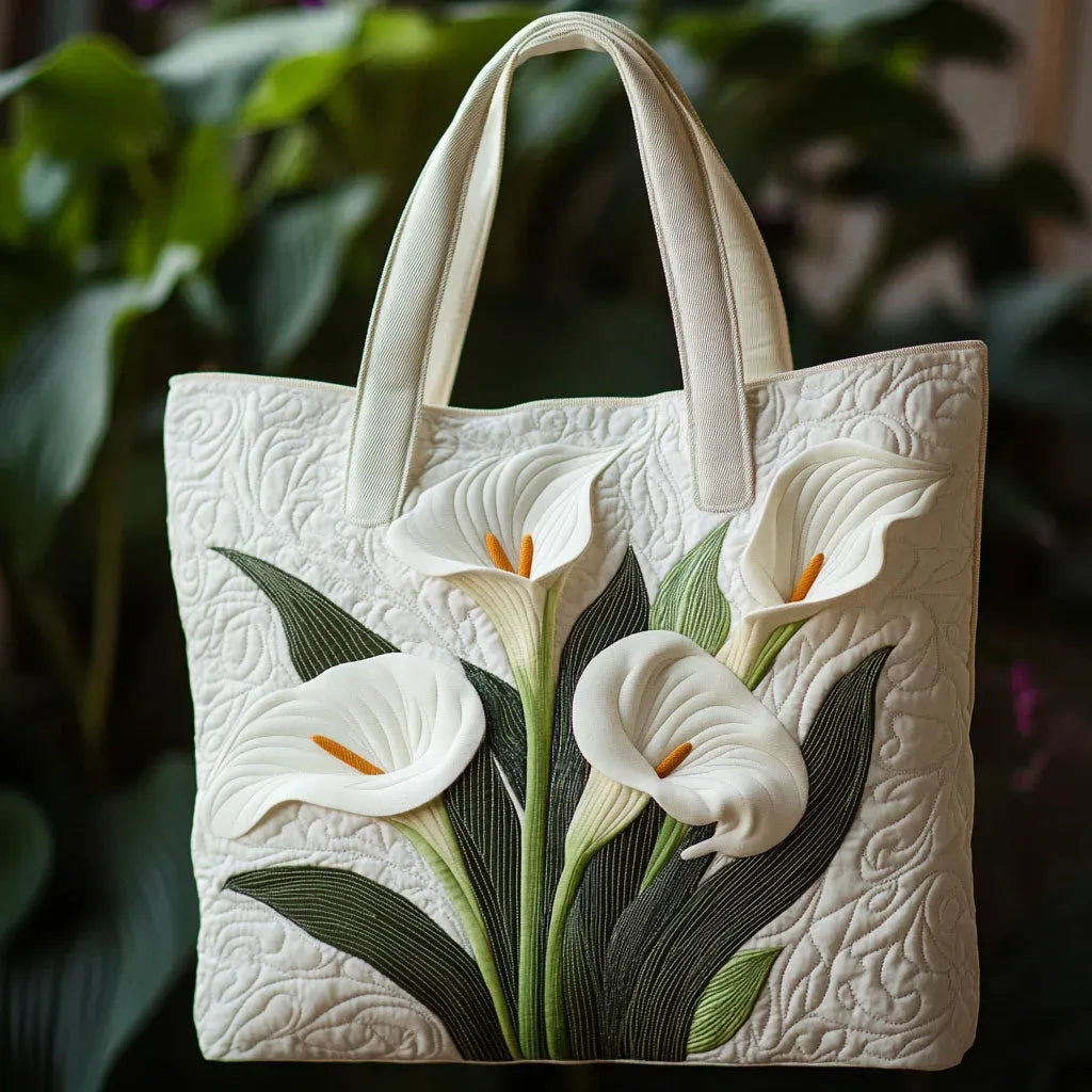 Quiltet mulepose med hvide Calla liljer