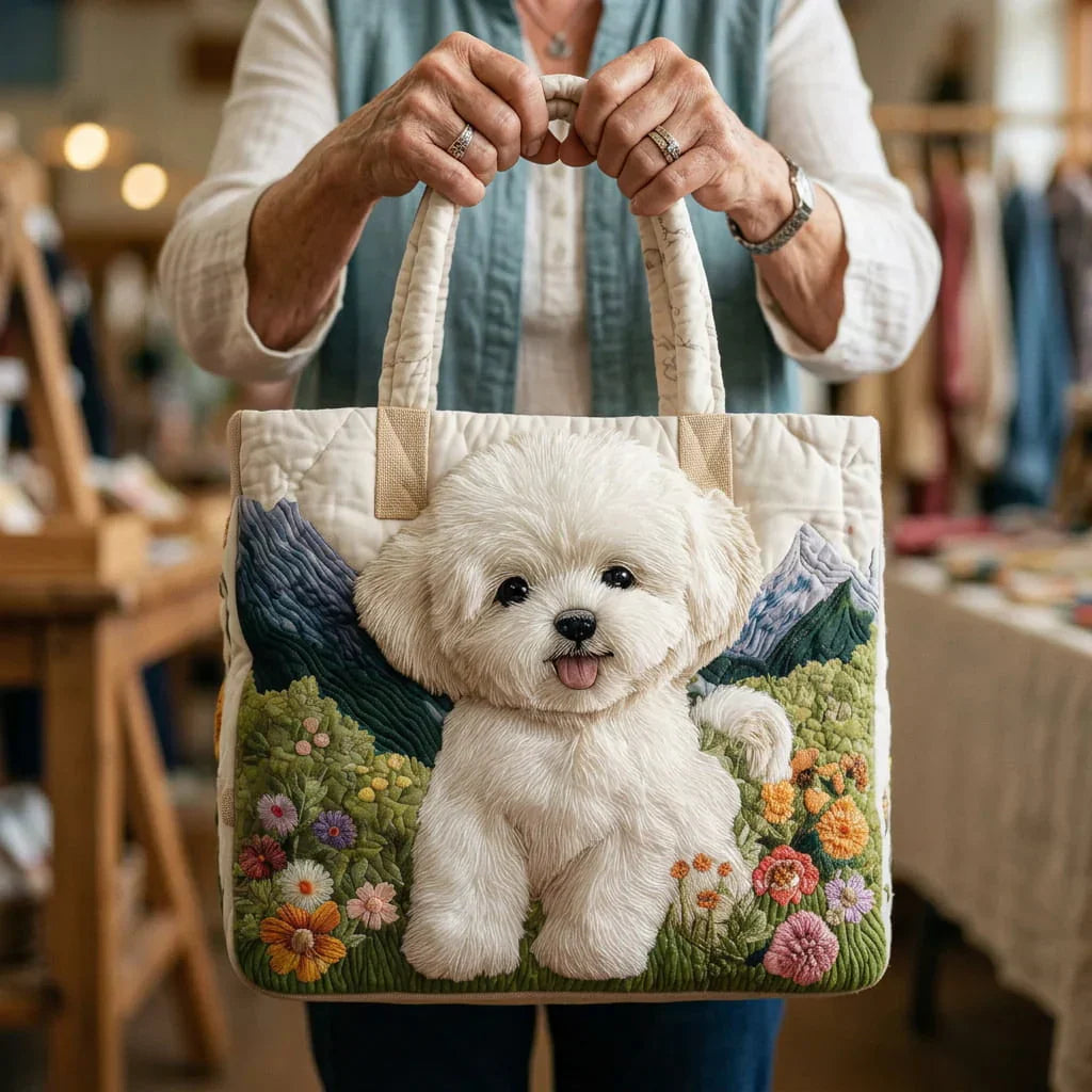 Quiltet mulepose med fortryllet hund